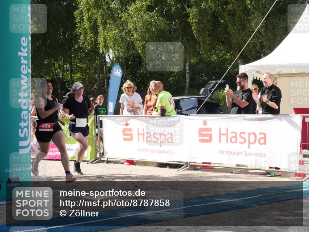 07.09.2025 - 19. Norderstedt Triathlon Zöllner http://msf.ph/oto/8787858 07.09.2025 13:33:22 Ziel 735 meine-sportfotos.de