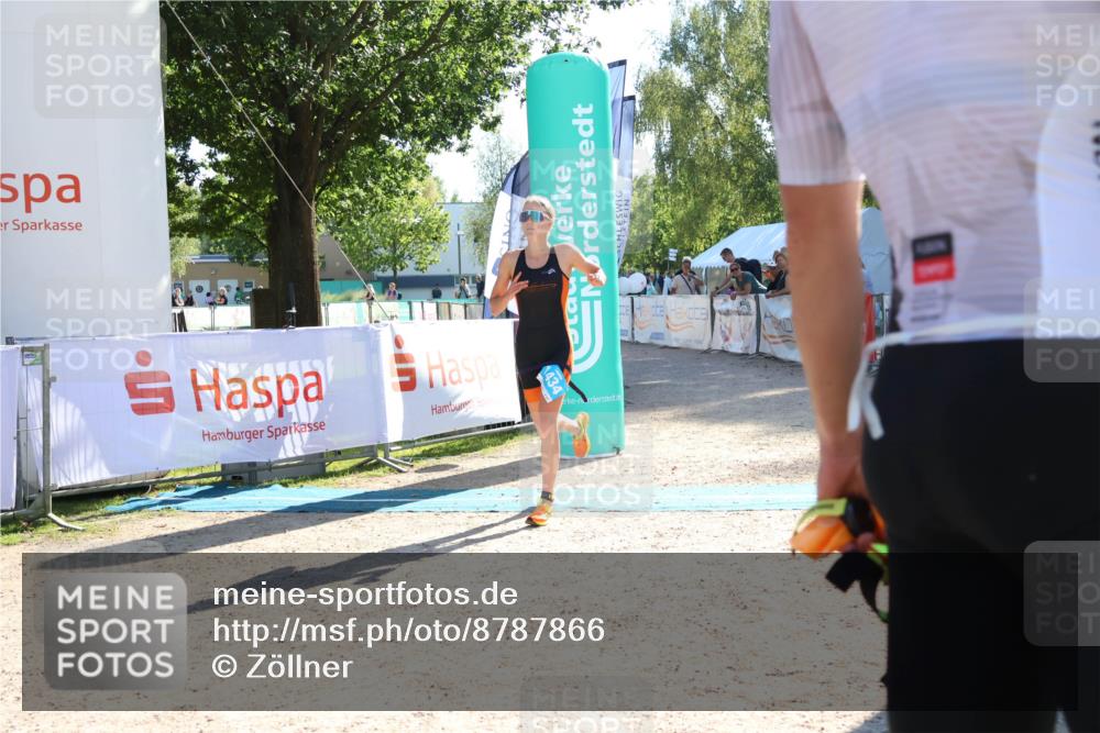 07.09.2025 - 19. Norderstedt Triathlon Zöllner http://msf.ph/oto/8787866 07.09.2025 16:00:14 Ziel 1434 meine-sportfotos.de