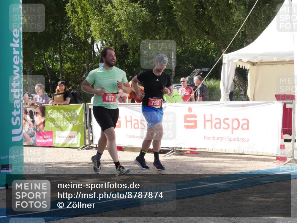 07.09.2025 - 19. Norderstedt Triathlon Zöllner http://msf.ph/oto/8787874 07.09.2025 13:33:34 Ziel 157, 307, 752 meine-sportfotos.de