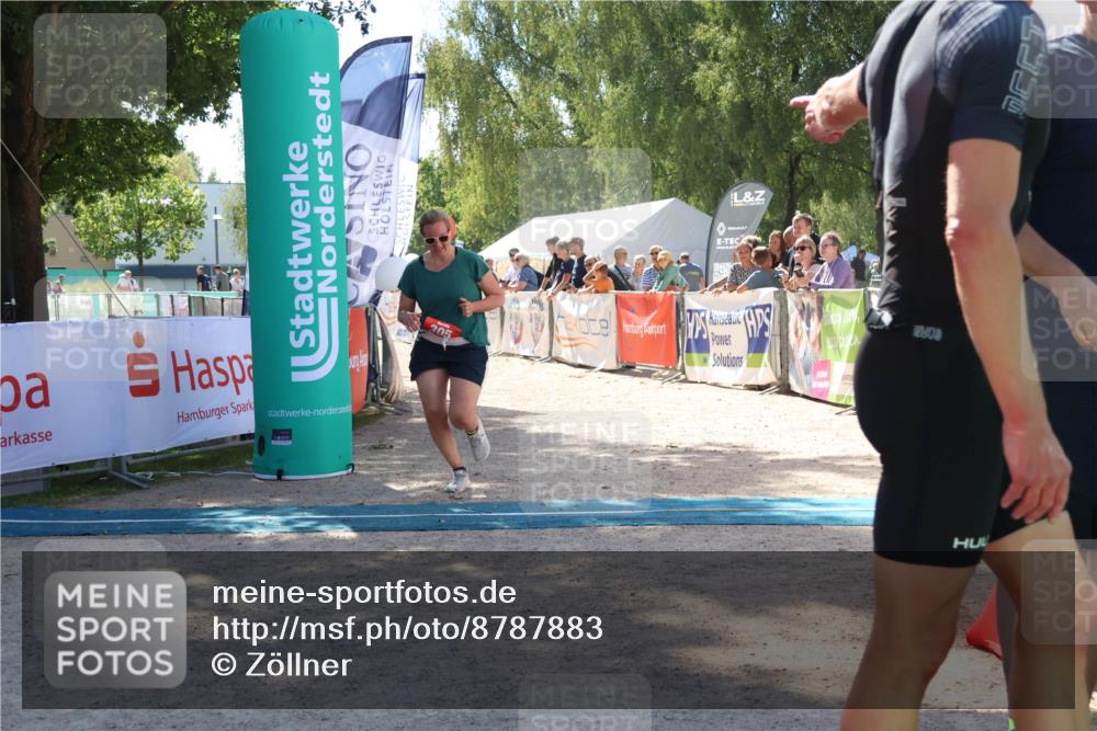07.09.2025 - 19. Norderstedt Triathlon Zöllner http://msf.ph/oto/8787883 07.09.2025 13:37:54 Ziel 305 meine-sportfotos.de