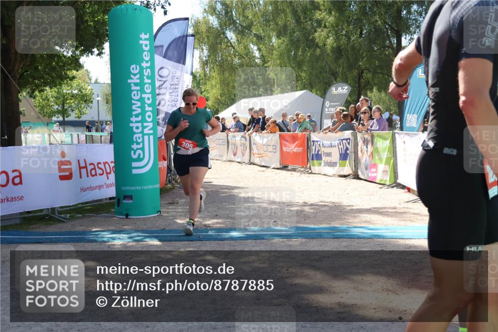 07.09.2025 - 19. Norderstedt Triathlon Zöllner http://msf.ph/oto/8787885 07.09.2025 13:37:54 Ziel 305 meine-sportfotos.de