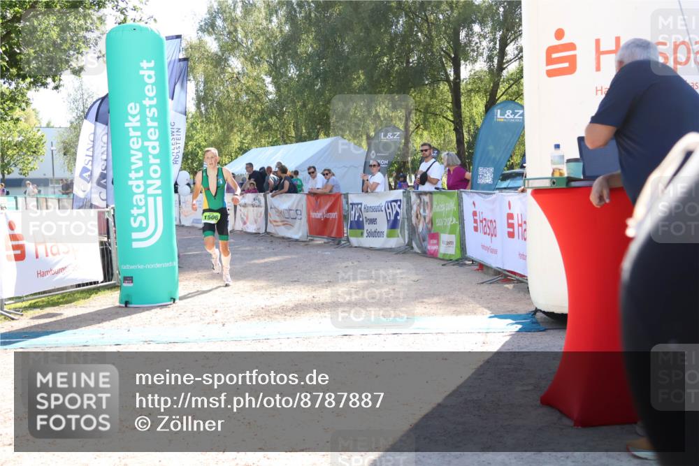 07.09.2025 - 19. Norderstedt Triathlon Zöllner http://msf.ph/oto/8787887 07.09.2025 16:01:04 Ziel 1506 meine-sportfotos.de