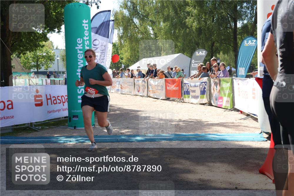 07.09.2025 - 19. Norderstedt Triathlon Zöllner http://msf.ph/oto/8787890 07.09.2025 13:37:55 Ziel 305 meine-sportfotos.de