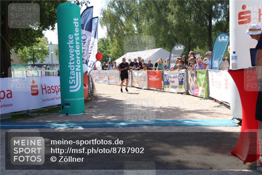 07.09.2025 - 19. Norderstedt Triathlon Zöllner http://msf.ph/oto/8787902 07.09.2025 13:38:43 Ziel  meine-sportfotos.de