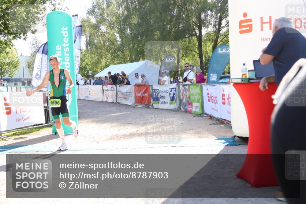 07.09.2025 - 19. Norderstedt Triathlon Zöllner http://msf.ph/oto/8787903 07.09.2025 16:01:05 Ziel 1506 meine-sportfotos.de