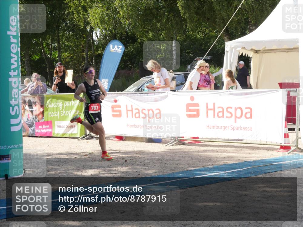 07.09.2025 - 19. Norderstedt Triathlon Zöllner http://msf.ph/oto/8787915 07.09.2025 13:34:12 Ziel 275, 707, 1214 meine-sportfotos.de