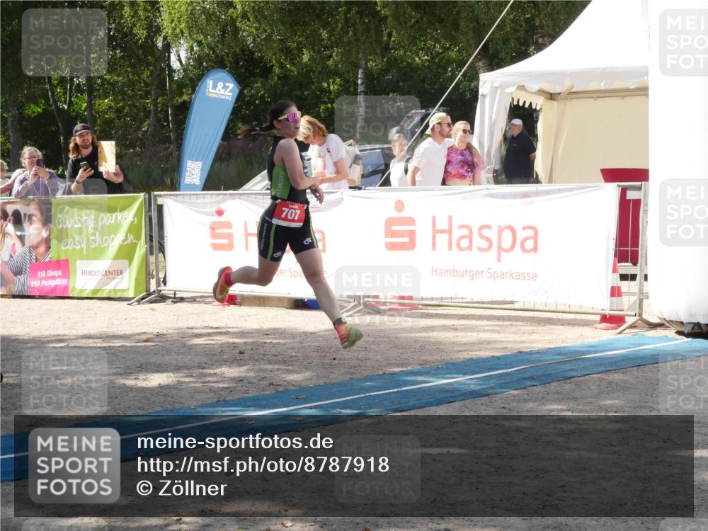 07.09.2025 - 19. Norderstedt Triathlon Zöllner http://msf.ph/oto/8787918 07.09.2025 13:34:12 Ziel 275, 707, 1214 meine-sportfotos.de