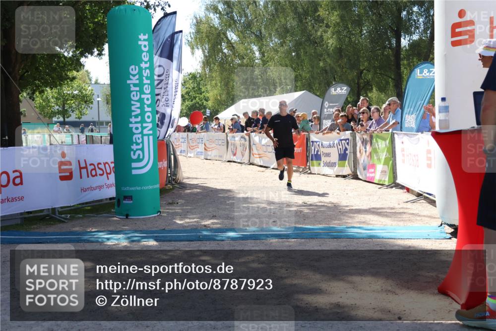 07.09.2025 - 19. Norderstedt Triathlon Zöllner http://msf.ph/oto/8787923 07.09.2025 13:38:46 Ziel 141 meine-sportfotos.de