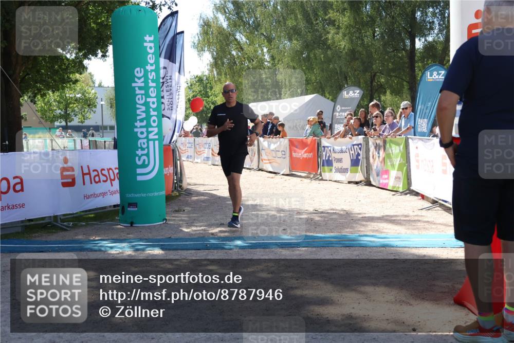 07.09.2025 - 19. Norderstedt Triathlon Zöllner http://msf.ph/oto/8787946 07.09.2025 13:38:48 Ziel 141 meine-sportfotos.de