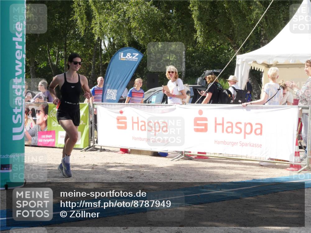 07.09.2025 - 19. Norderstedt Triathlon Zöllner http://msf.ph/oto/8787949 07.09.2025 13:35:16 Ziel 175, 272, 1374 meine-sportfotos.de