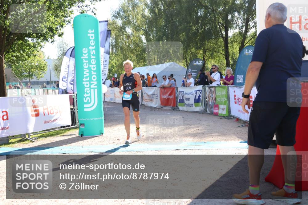 07.09.2025 - 19. Norderstedt Triathlon Zöllner http://msf.ph/oto/8787974 07.09.2025 16:02:12 Ziel 896 meine-sportfotos.de