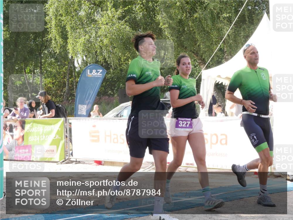 07.09.2025 - 19. Norderstedt Triathlon Zöllner http://msf.ph/oto/8787984 07.09.2025 13:35:42 Ziel 327 meine-sportfotos.de
