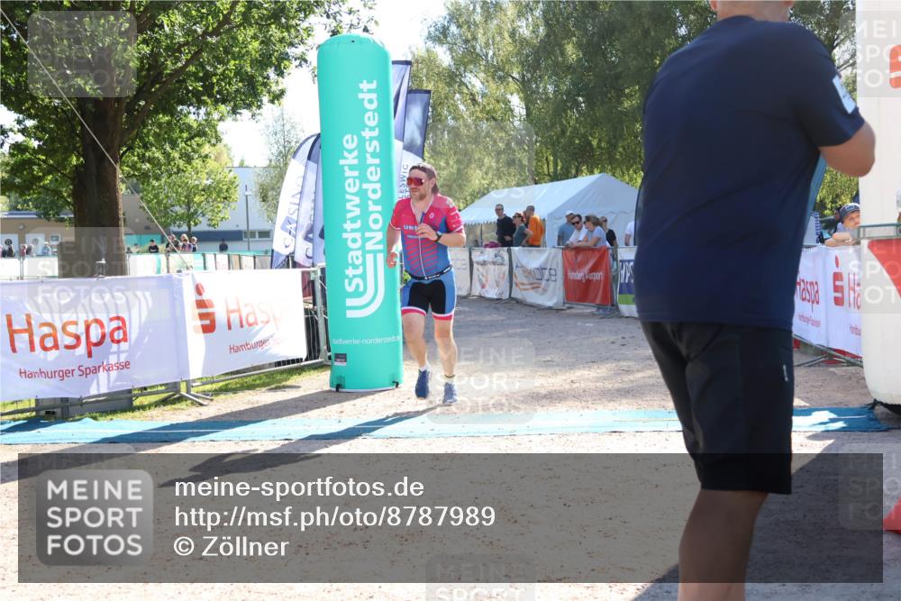 07.09.2025 - 19. Norderstedt Triathlon Zöllner http://msf.ph/oto/8787989 07.09.2025 16:02:53 Ziel 1019 meine-sportfotos.de
