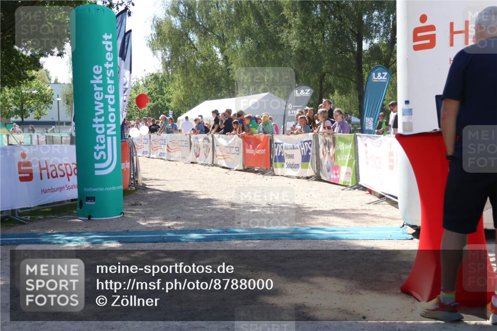07.09.2025 - 19. Norderstedt Triathlon Zöllner http://msf.ph/oto/8788000 07.09.2025 13:39:30 Ziel 357, 1271 meine-sportfotos.de