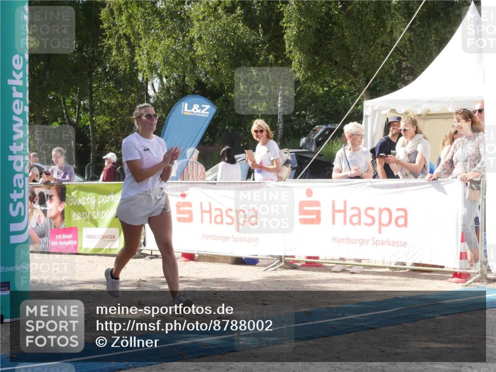 07.09.2025 - 19. Norderstedt Triathlon Zöllner http://msf.ph/oto/8788002 07.09.2025 13:35:52 Ziel 331 meine-sportfotos.de