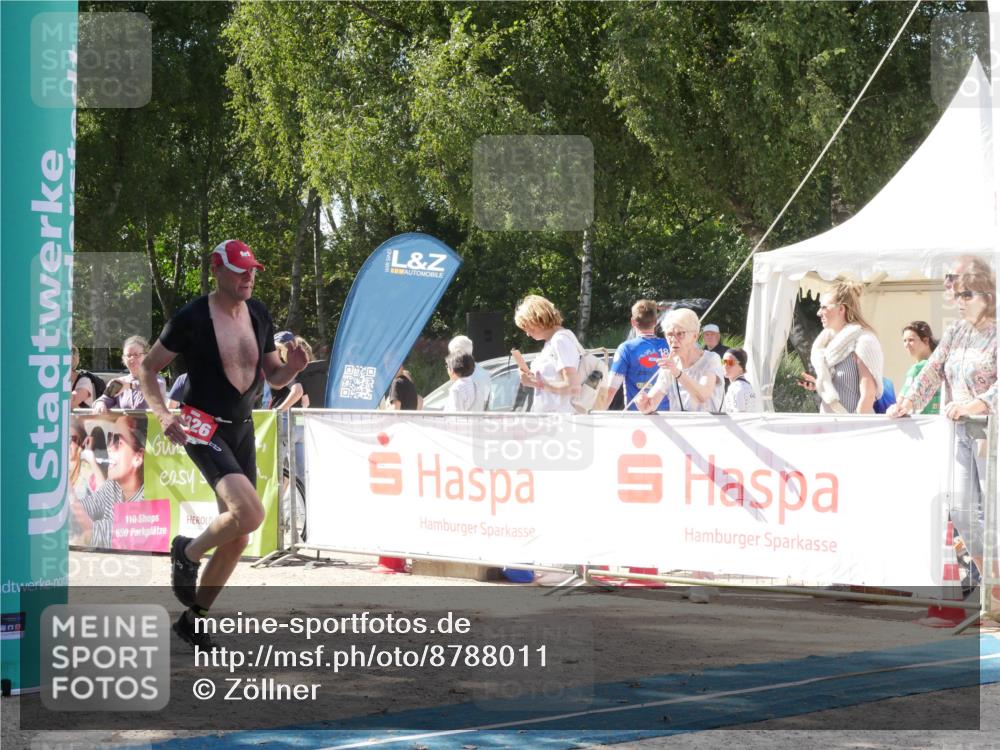 07.09.2025 - 19. Norderstedt Triathlon Zöllner http://msf.ph/oto/8788011 07.09.2025 13:36:34 Ziel 1326 meine-sportfotos.de
