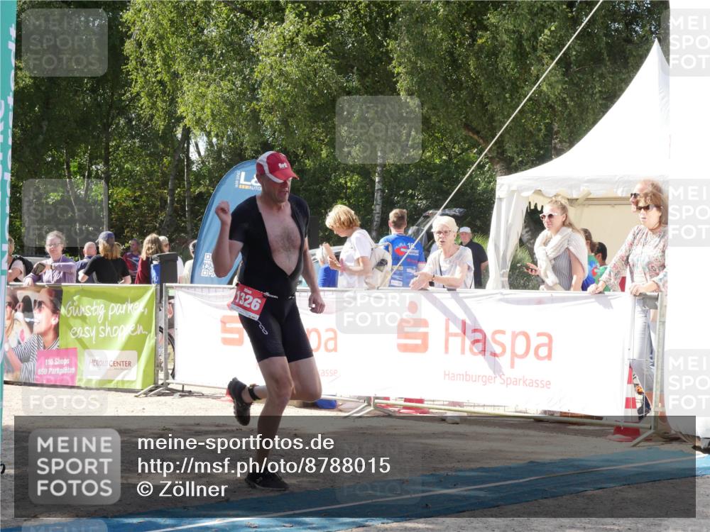 07.09.2025 - 19. Norderstedt Triathlon Zöllner http://msf.ph/oto/8788015 07.09.2025 13:36:35 Ziel 1326 meine-sportfotos.de