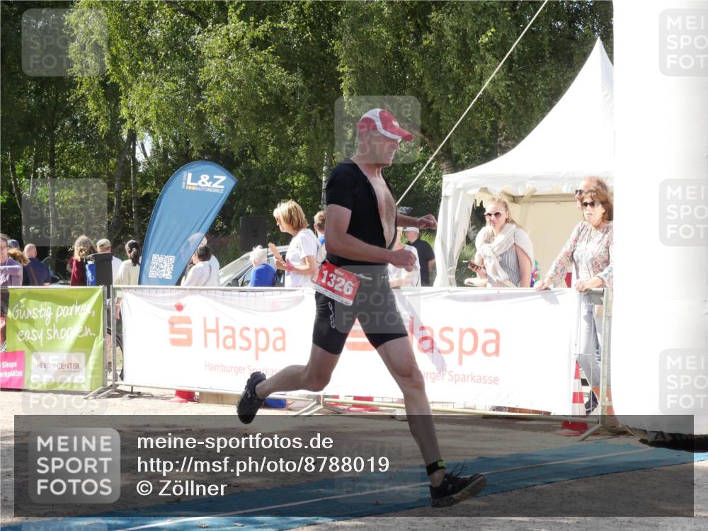 07.09.2025 - 19. Norderstedt Triathlon Zöllner http://msf.ph/oto/8788019 07.09.2025 13:36:35 Ziel 1326 meine-sportfotos.de