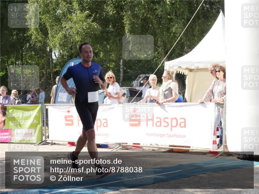 07.09.2025 - 19. Norderstedt Triathlon Zöllner http://msf.ph/oto/8788038 07.09.2025 13:36:46 Ziel 145, 222 meine-sportfotos.de