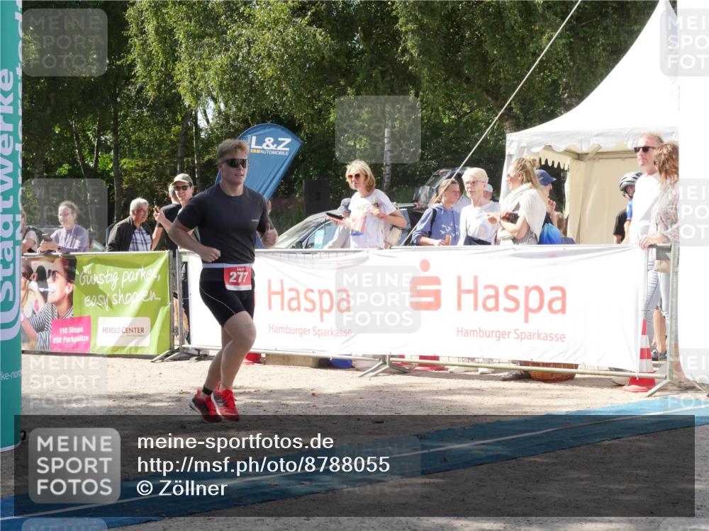 07.09.2025 - 19. Norderstedt Triathlon Zöllner http://msf.ph/oto/8788055 07.09.2025 13:36:59 Ziel 277, 718 meine-sportfotos.de