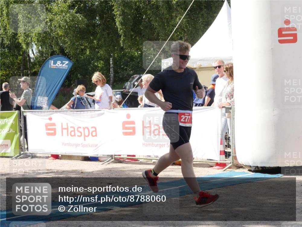07.09.2025 - 19. Norderstedt Triathlon Zöllner http://msf.ph/oto/8788060 07.09.2025 13:37:00 Ziel 277, 718 meine-sportfotos.de