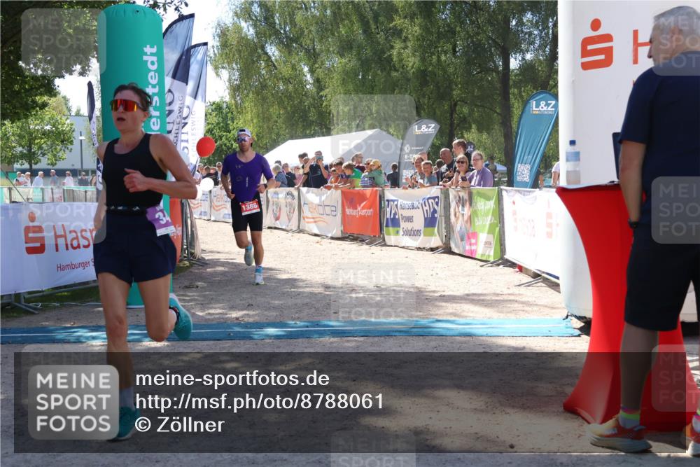 07.09.2025 - 19. Norderstedt Triathlon Zöllner http://msf.ph/oto/8788061 07.09.2025 13:39:46 Ziel 346, 1388 meine-sportfotos.de