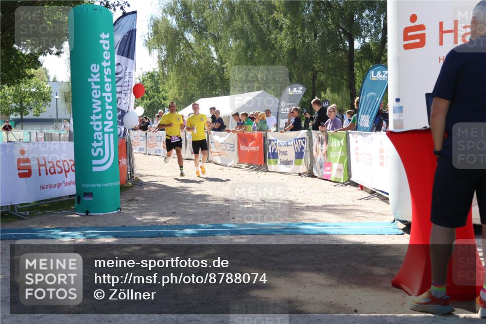 07.09.2025 - 19. Norderstedt Triathlon Zöllner http://msf.ph/oto/8788074 07.09.2025 13:39:59 Ziel 330 meine-sportfotos.de