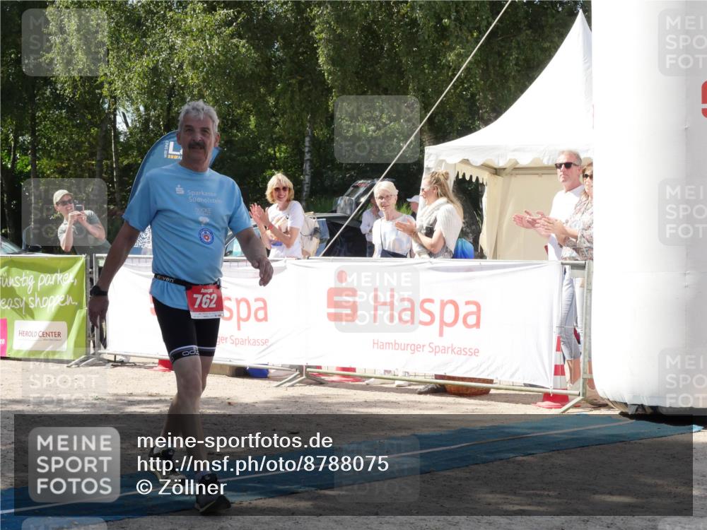 07.09.2025 - 19. Norderstedt Triathlon Zöllner http://msf.ph/oto/8788075 07.09.2025 13:37:24 Ziel 762, 1360 meine-sportfotos.de