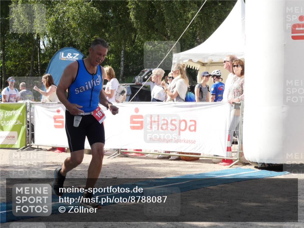07.09.2025 - 19. Norderstedt Triathlon Zöllner http://msf.ph/oto/8788087 07.09.2025 13:37:48 Ziel 161 meine-sportfotos.de