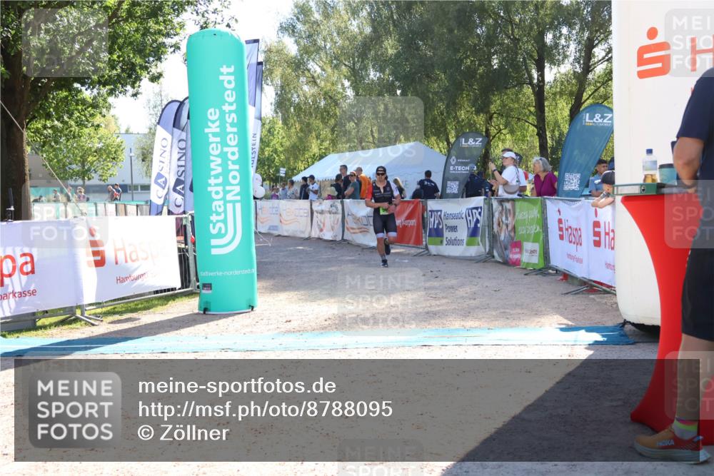 07.09.2025 - 19. Norderstedt Triathlon Zöllner http://msf.ph/oto/8788095 07.09.2025 16:04:00 Ziel 968 meine-sportfotos.de
