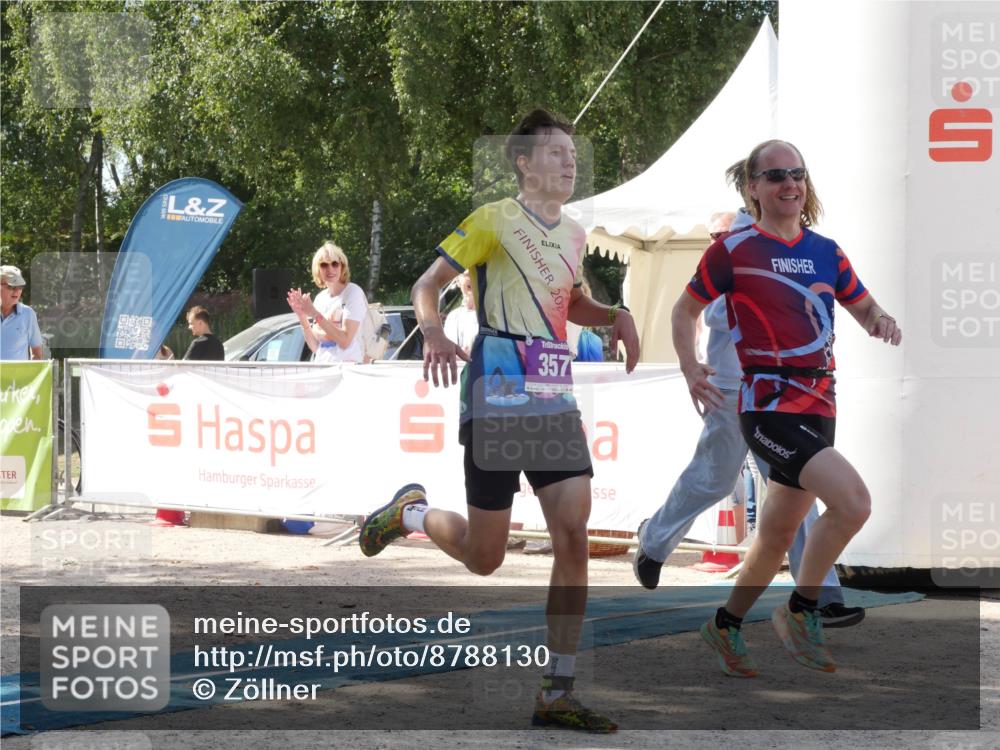 07.09.2025 - 19. Norderstedt Triathlon Zöllner http://msf.ph/oto/8788130 07.09.2025 13:39:26 Ziel 357, 1271 meine-sportfotos.de
