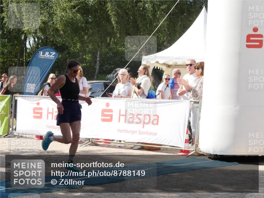 07.09.2025 - 19. Norderstedt Triathlon Zöllner http://msf.ph/oto/8788149 07.09.2025 13:39:47 Ziel 346, 1388 meine-sportfotos.de