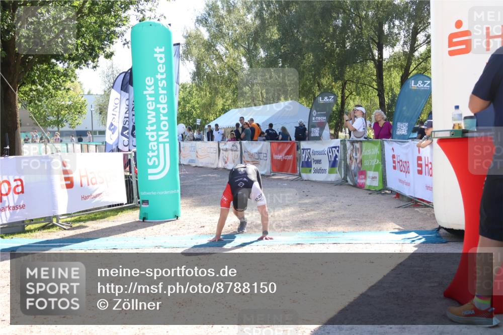 07.09.2025 - 19. Norderstedt Triathlon Zöllner http://msf.ph/oto/8788150 07.09.2025 16:04:03 Ziel 968 meine-sportfotos.de