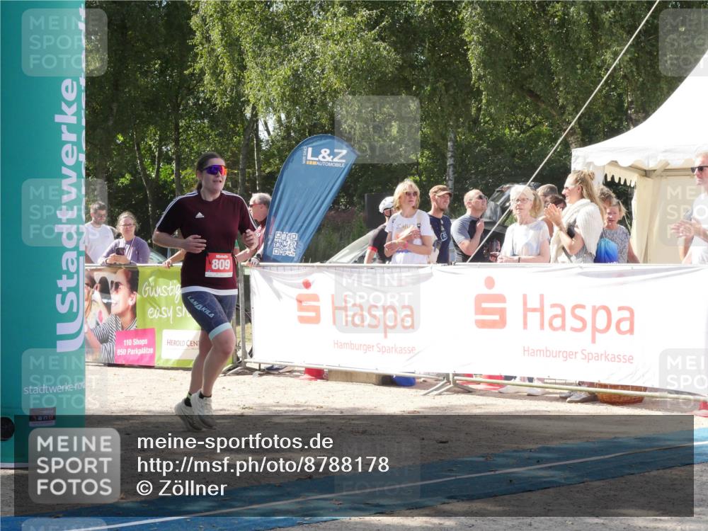 07.09.2025 - 19. Norderstedt Triathlon Zöllner http://msf.ph/oto/8788178 07.09.2025 13:40:11 Ziel 809 meine-sportfotos.de