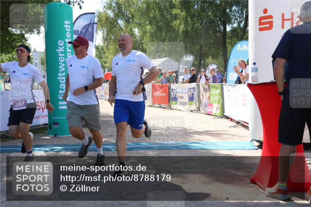 07.09.2025 - 19. Norderstedt Triathlon Zöllner http://msf.ph/oto/8788179 07.09.2025 13:41:08 Ziel 313, 347, 755 meine-sportfotos.de