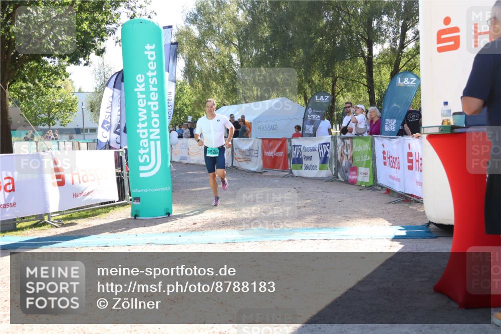 07.09.2025 - 19. Norderstedt Triathlon Zöllner http://msf.ph/oto/8788183 07.09.2025 16:05:35 Ziel 1526 meine-sportfotos.de