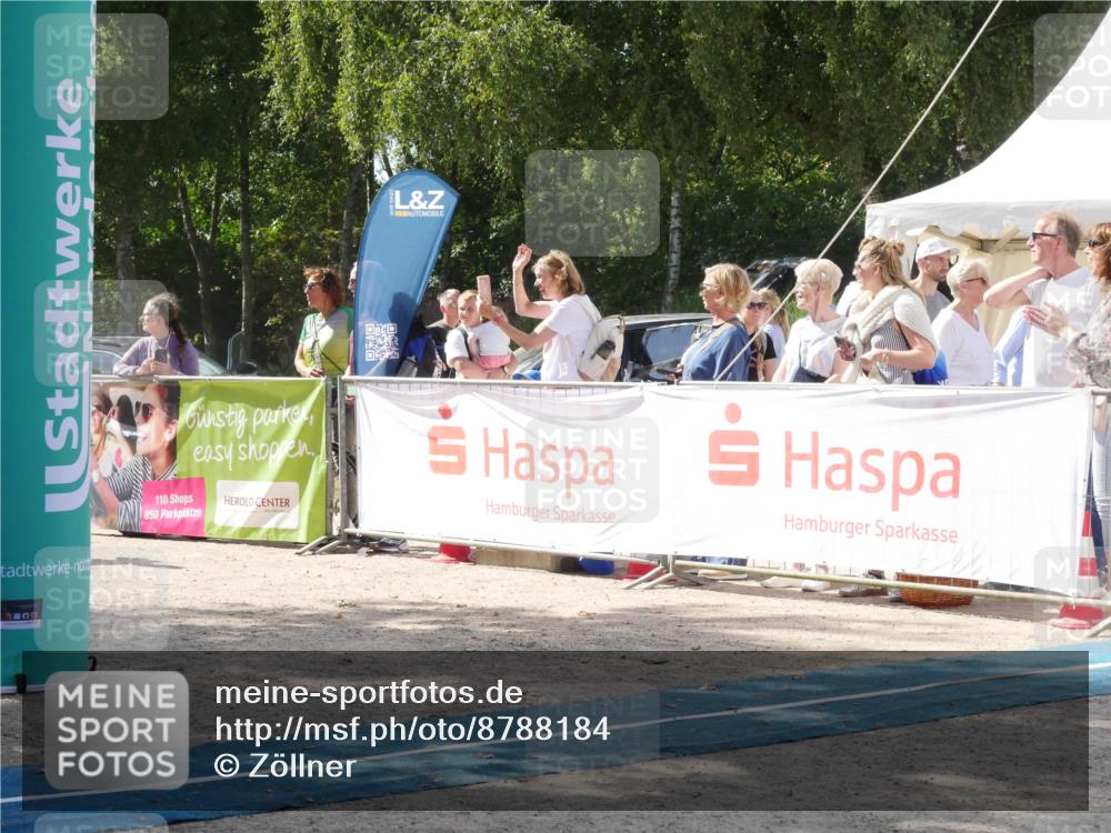 07.09.2025 - 19. Norderstedt Triathlon Zöllner http://msf.ph/oto/8788184 07.09.2025 13:41:06 Ziel 313, 347 meine-sportfotos.de