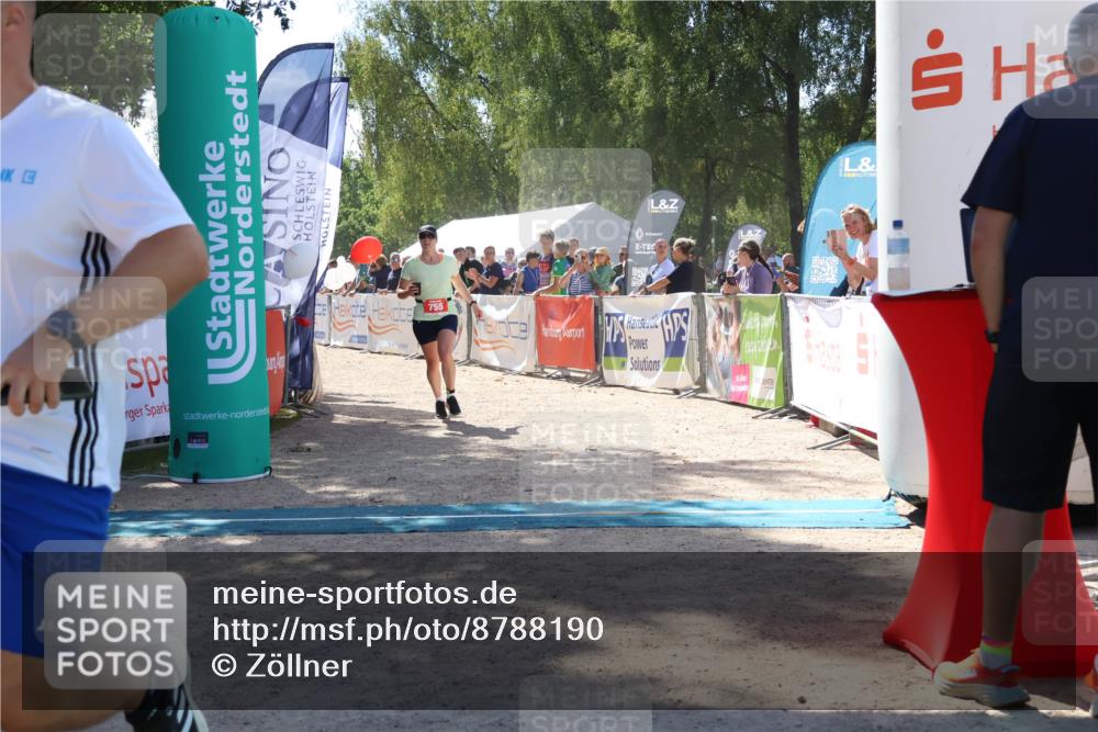 07.09.2025 - 19. Norderstedt Triathlon Zöllner http://msf.ph/oto/8788190 07.09.2025 13:41:09 Ziel 313, 347, 755 meine-sportfotos.de
