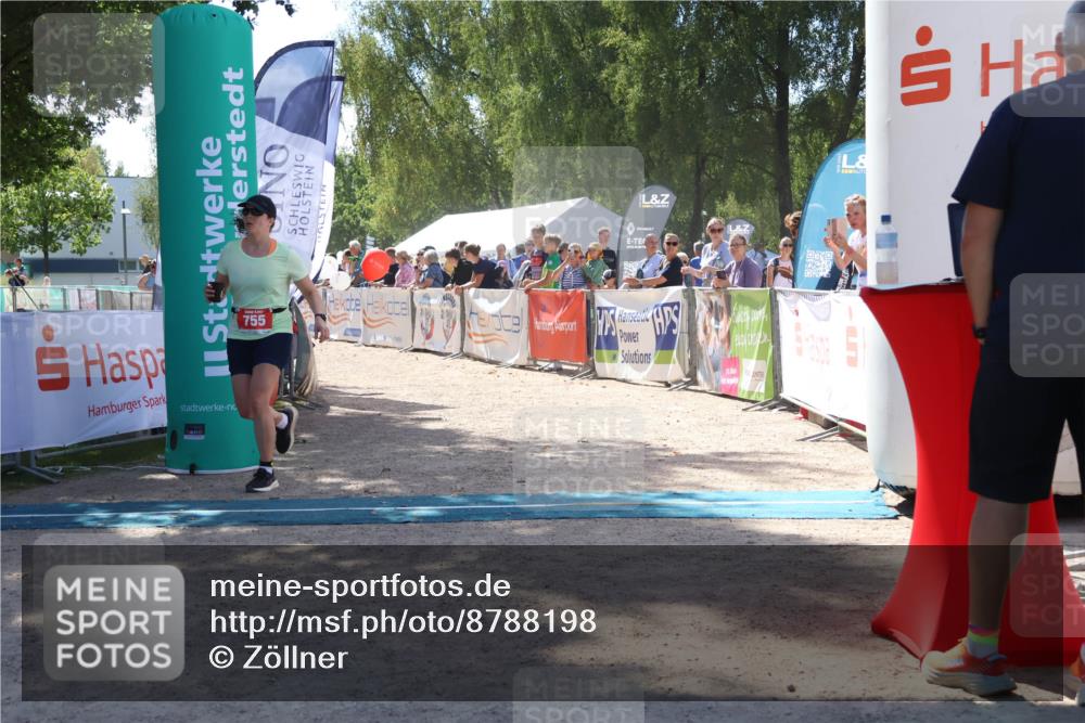 07.09.2025 - 19. Norderstedt Triathlon Zöllner http://msf.ph/oto/8788198 07.09.2025 13:41:11 Ziel 313, 347, 755 meine-sportfotos.de