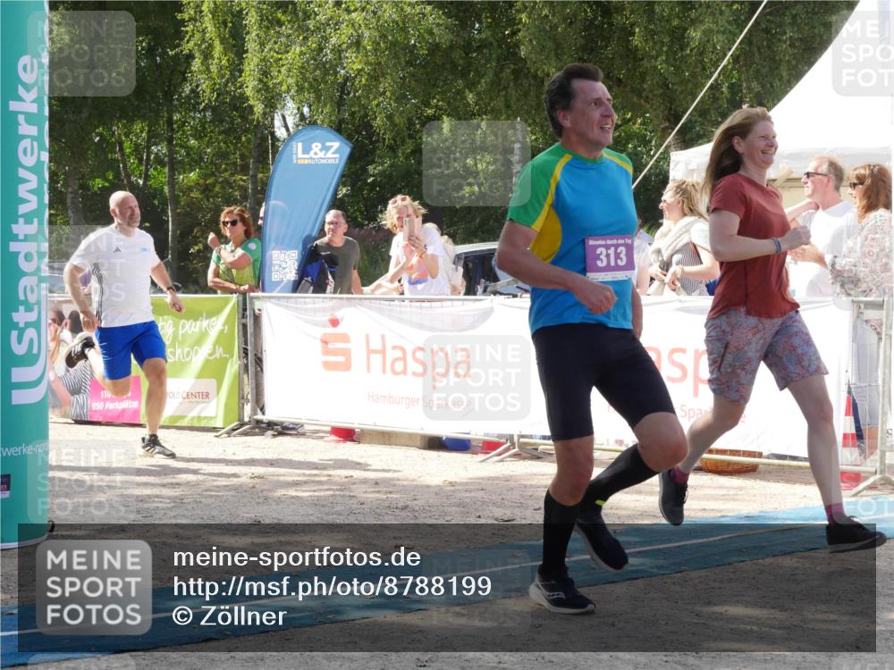 07.09.2025 - 19. Norderstedt Triathlon Zöllner http://msf.ph/oto/8788199 07.09.2025 13:41:08 Ziel 313, 347, 755 meine-sportfotos.de