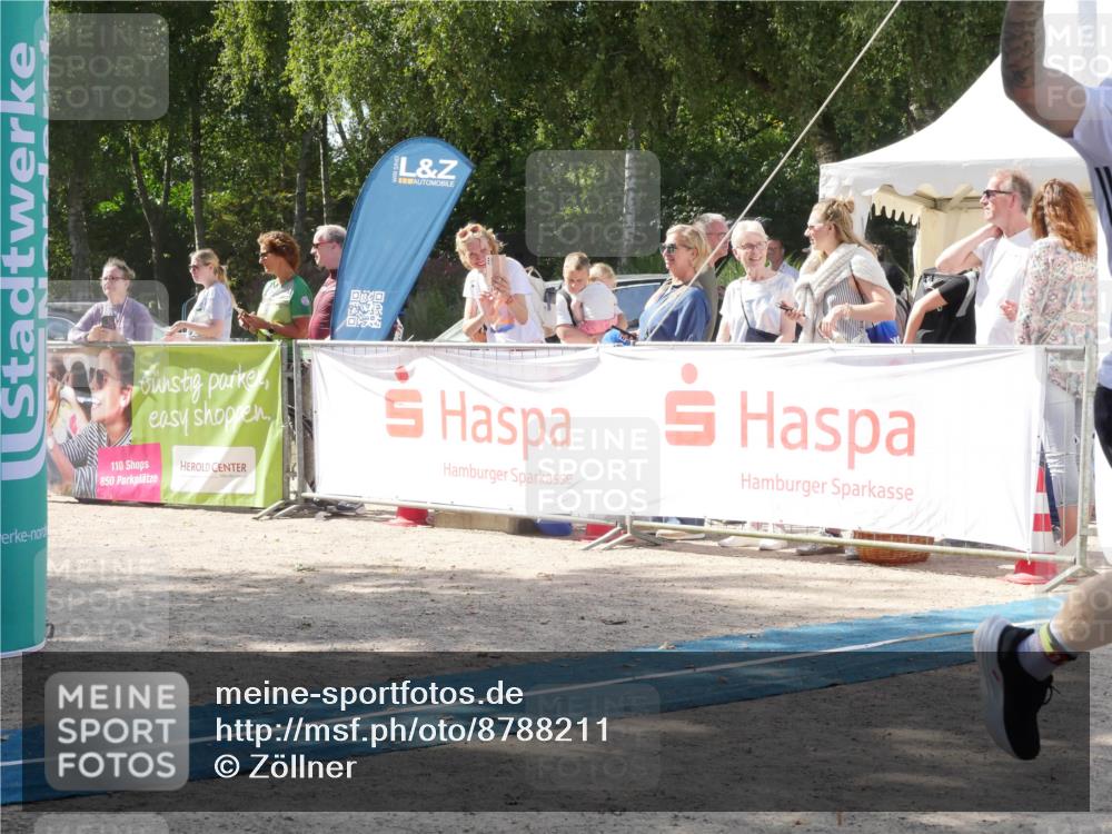 07.09.2025 - 19. Norderstedt Triathlon Zöllner http://msf.ph/oto/8788211 07.09.2025 13:41:10 Ziel 313, 347, 755 meine-sportfotos.de