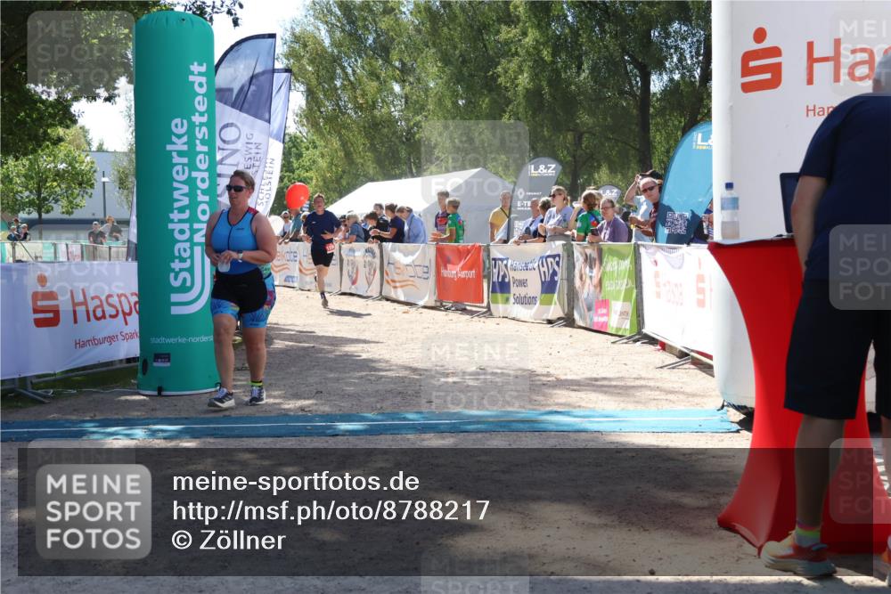 07.09.2025 - 19. Norderstedt Triathlon Zöllner http://msf.ph/oto/8788217 07.09.2025 13:41:22 Ziel 742, 1299 meine-sportfotos.de