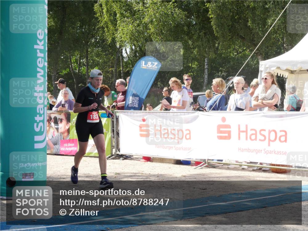 07.09.2025 - 19. Norderstedt Triathlon Zöllner http://msf.ph/oto/8788247 07.09.2025 13:41:36 Ziel 183 meine-sportfotos.de