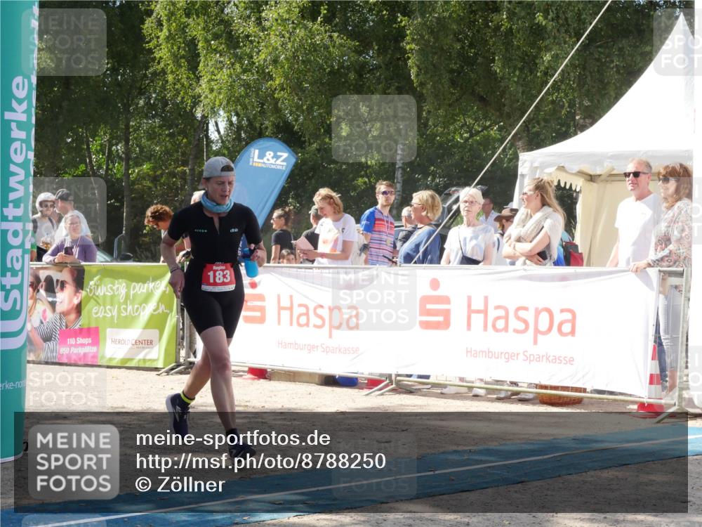 07.09.2025 - 19. Norderstedt Triathlon Zöllner http://msf.ph/oto/8788250 07.09.2025 13:41:36 Ziel 183 meine-sportfotos.de