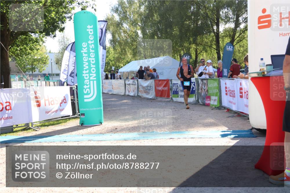 07.09.2025 - 19. Norderstedt Triathlon Zöllner http://msf.ph/oto/8788277 07.09.2025 16:07:41 Ziel 400 meine-sportfotos.de