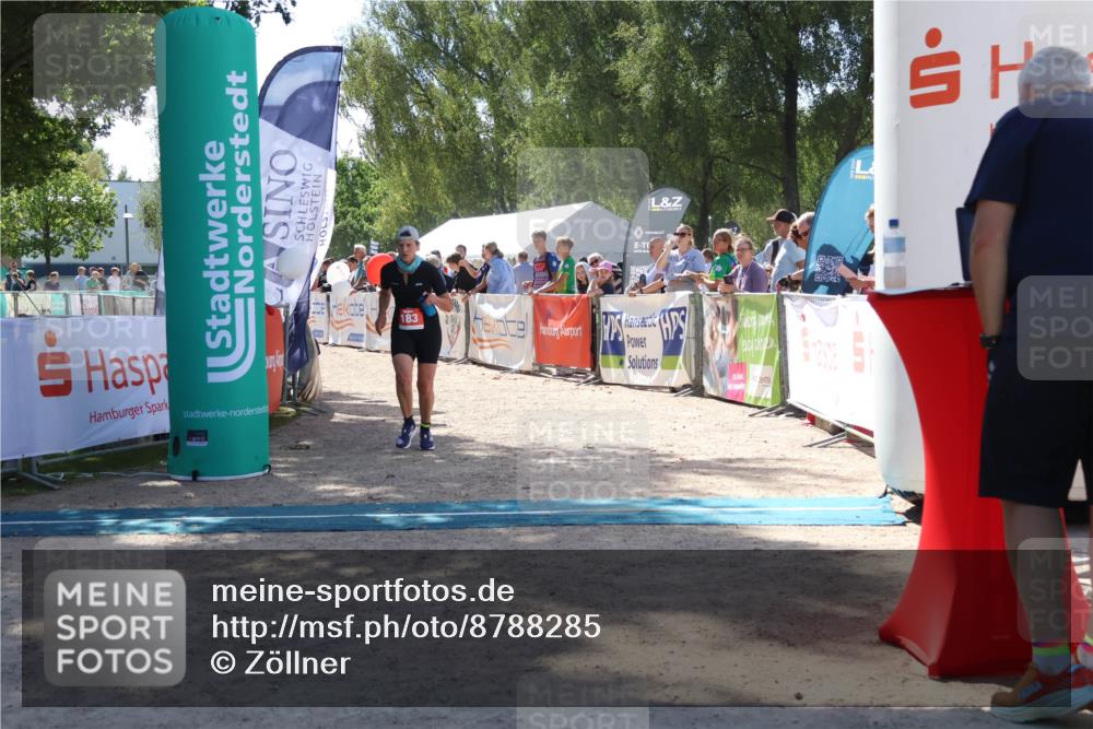 07.09.2025 - 19. Norderstedt Triathlon Zöllner http://msf.ph/oto/8788285 07.09.2025 13:41:33 Ziel 183 meine-sportfotos.de