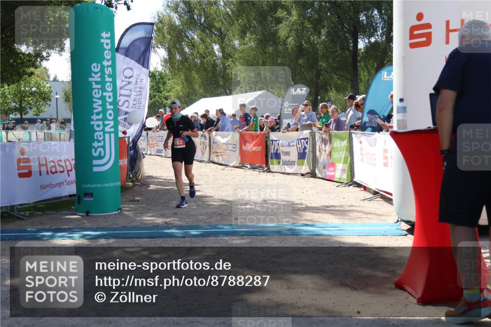 07.09.2025 - 19. Norderstedt Triathlon Zöllner http://msf.ph/oto/8788287 07.09.2025 13:41:34 Ziel 183 meine-sportfotos.de