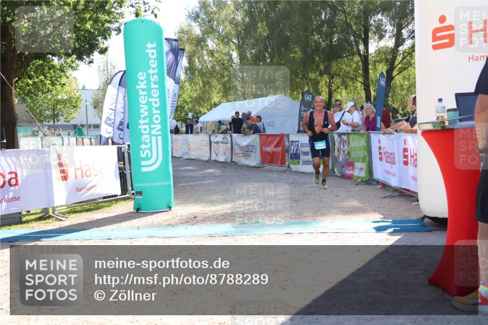 07.09.2025 - 19. Norderstedt Triathlon Zöllner http://msf.ph/oto/8788289 07.09.2025 16:07:42 Ziel 400 meine-sportfotos.de