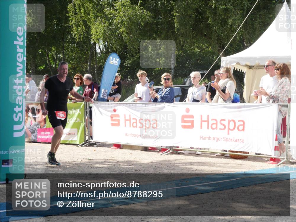 07.09.2025 - 19. Norderstedt Triathlon Zöllner http://msf.ph/oto/8788295 07.09.2025 13:43:50 Ziel 706 meine-sportfotos.de