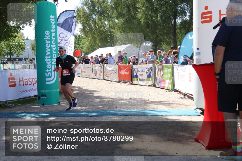 07.09.2025 - 19. Norderstedt Triathlon Zöllner http://msf.ph/oto/8788299 07.09.2025 13:41:34 Ziel 183 meine-sportfotos.de
